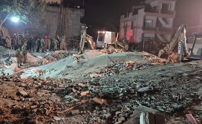 Mohali building collapse news